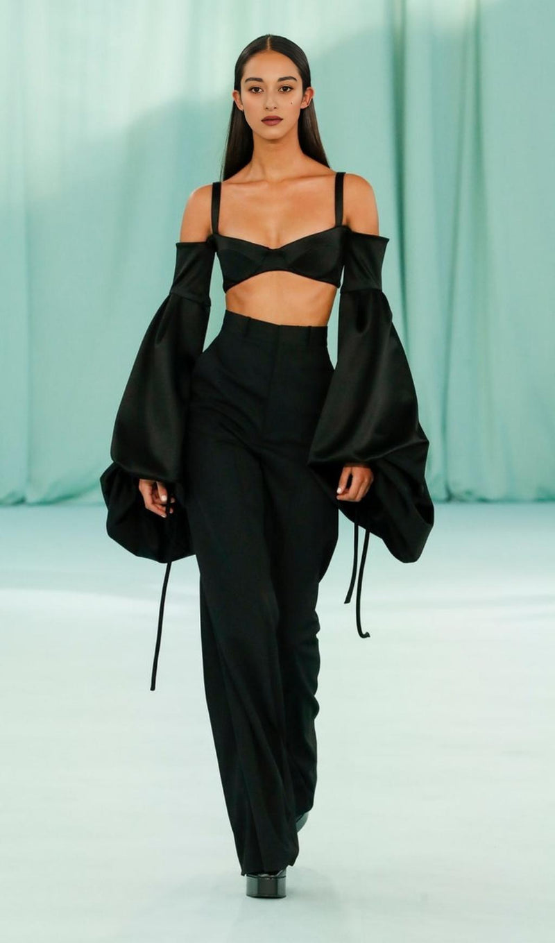 BUBBLE SLEEVE TWO PIECE SUIT IN BLACK