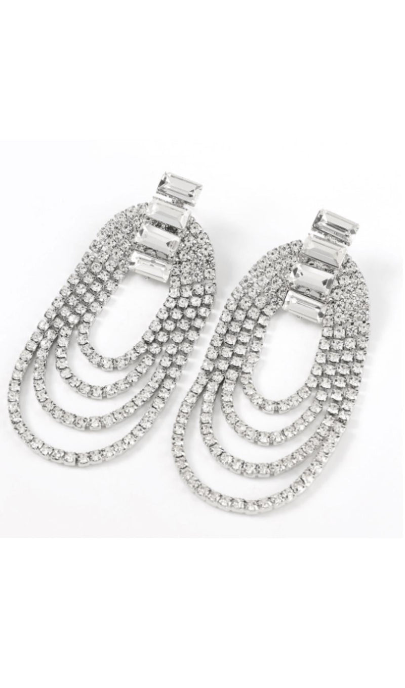 Oval tassel earrings