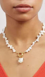 PEARL HEART SHAPED NECKLACE IN WHITE