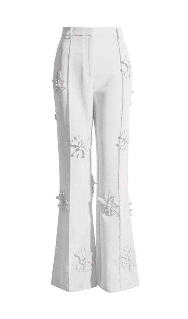 STEREO FLOWER MID-RISE JEANS IN WHITE