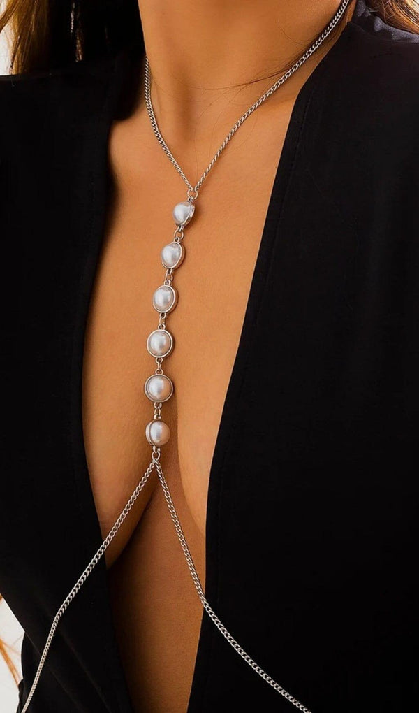 PEARL CROSSOVER CHEST BODY CHAIN IN SILVER