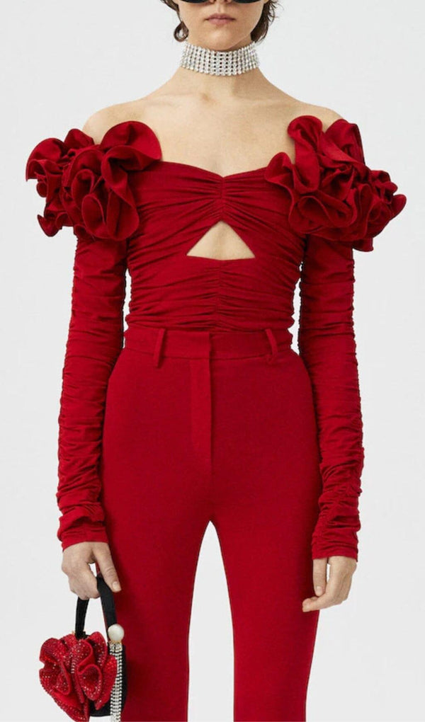 FLOWER ONE -LINE SHOULDER PLEATED BACKLESS TOP IN RED