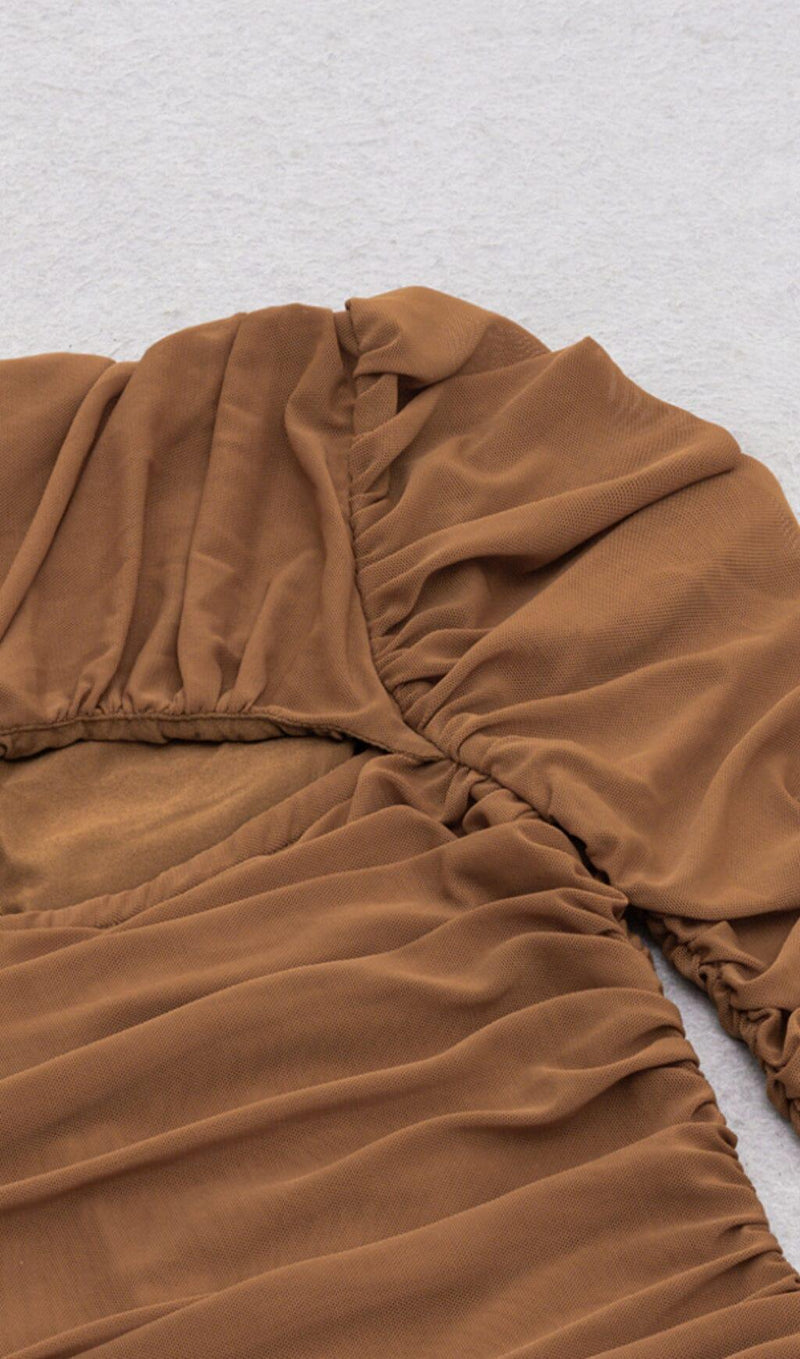 PLEATED TULLE COVERING BUTOCKS DRESS IN MOCHA-COLORED
