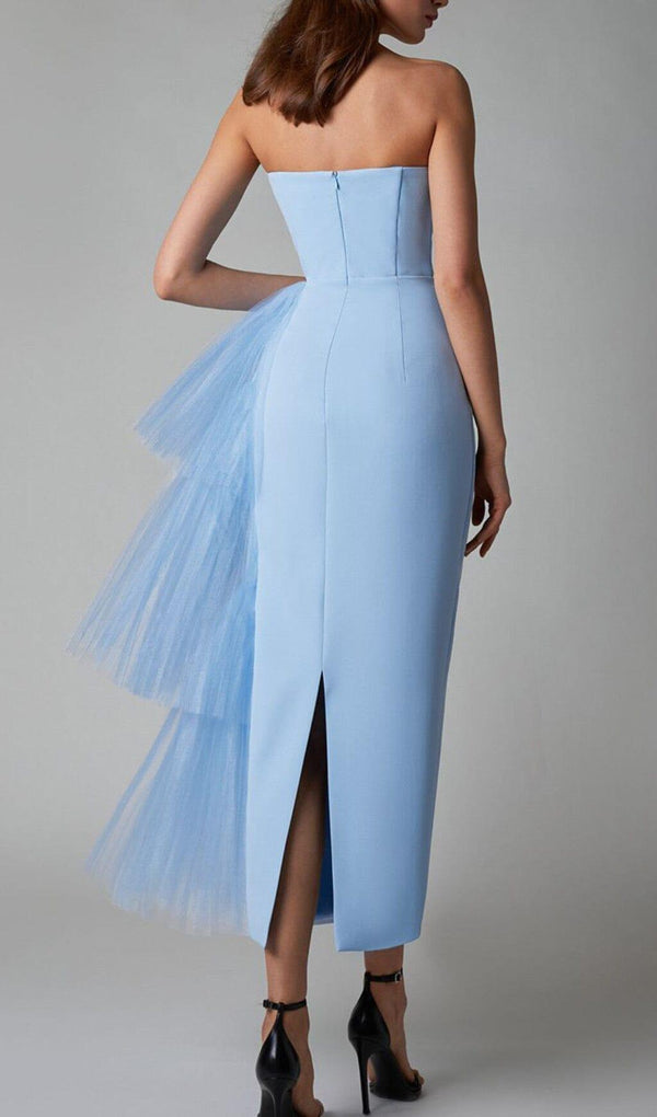 MESH STITCHED DRESS IN LIGHT BLUE