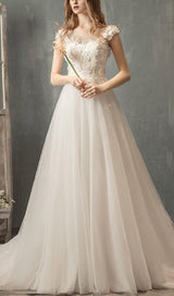 THREE-DIMENSIONAL FLOWER DRAG-TAILED WEDDING DRESS IN WHITE